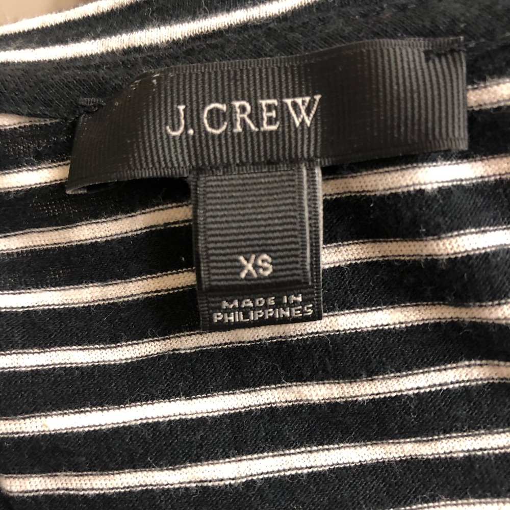 J. Crew XS black and white sleeveless shirt. - Picture 3 of 3